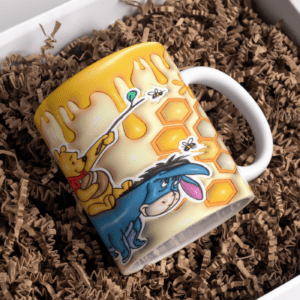 caneca-ursinho-pooh-mildbom.com-caneca-arte-inflada-mock-up-pooh